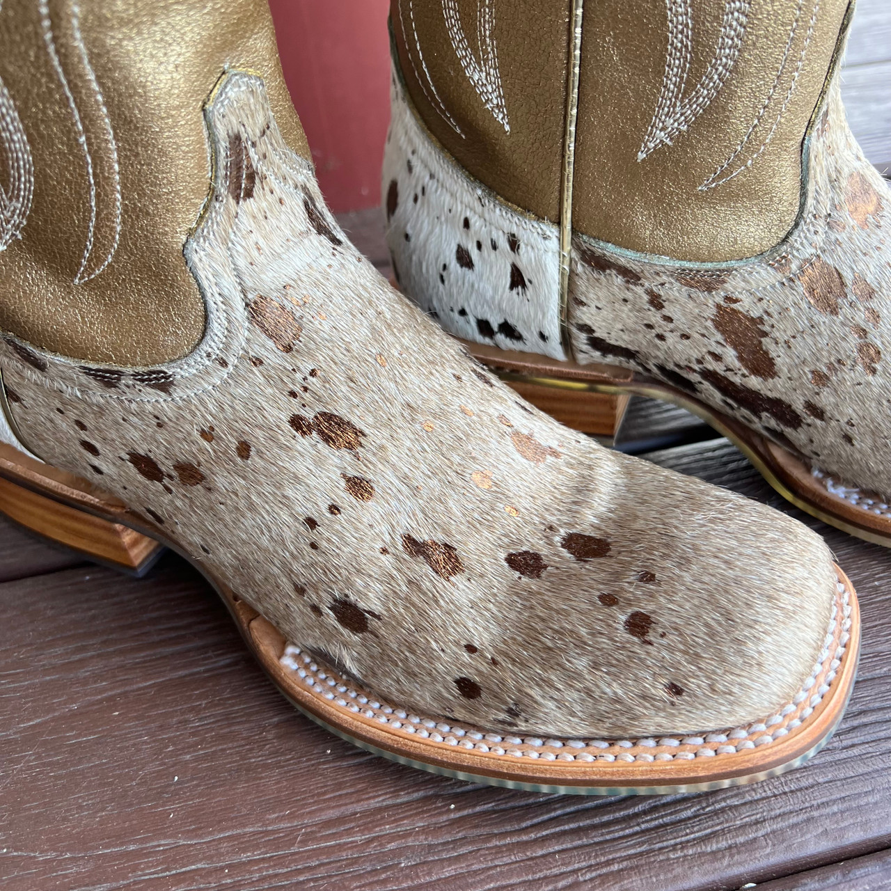 Tin Haul Women's Golden Charolais Cowhide Boots - Stockyard Style