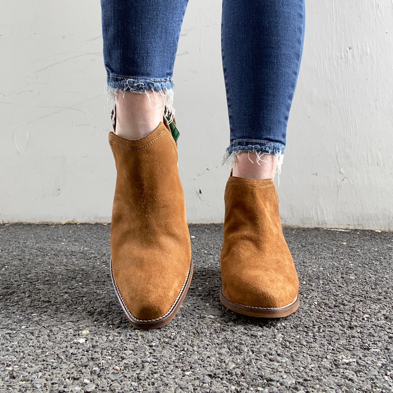 Roper Women's Rowdy Tan Cowhide Short Boot 09-021-0981-3062 TA