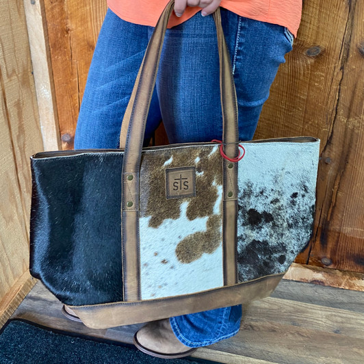 STS Ranch Cowhide Cheyenne Tote STS31119