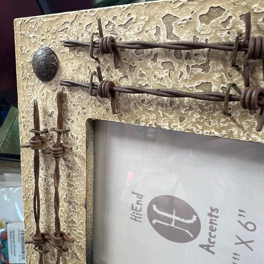 Paseo Road Cream Double Barbwire 4"x6" Picture Frame WD1009-46-CR