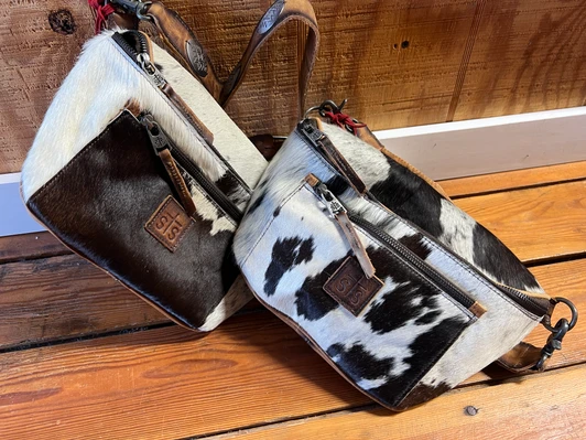 STS Ranch Vaquero Concho Cowhide Sachi Sling STS33892