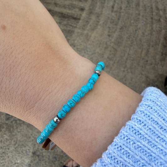 4mm Turquoise & Faux Navajo Pearl Quintet Stretch Bracelet BB04161-SBTQ-2