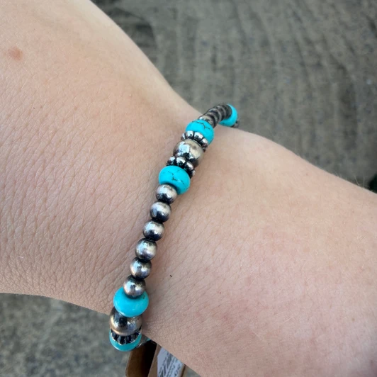 Faux Navajo Pearl with Turquoise Spacers Stretch Bracelet BB04161-SBTQ-4