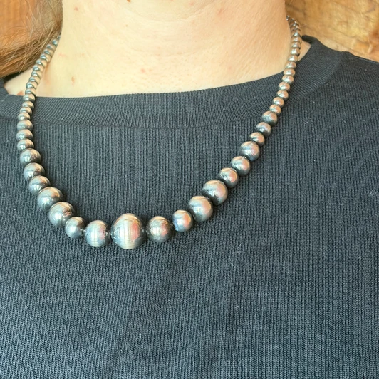 20" Graduated Polished Faux Navajo Pearl Necklace AN4816-SB