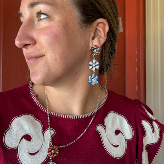 Patriotic Triple Flower Post & Dangle Earrings AE8947-SBMT