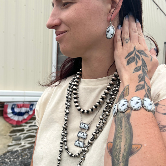 Faux White Buffalo Oval Stretch Bracelet