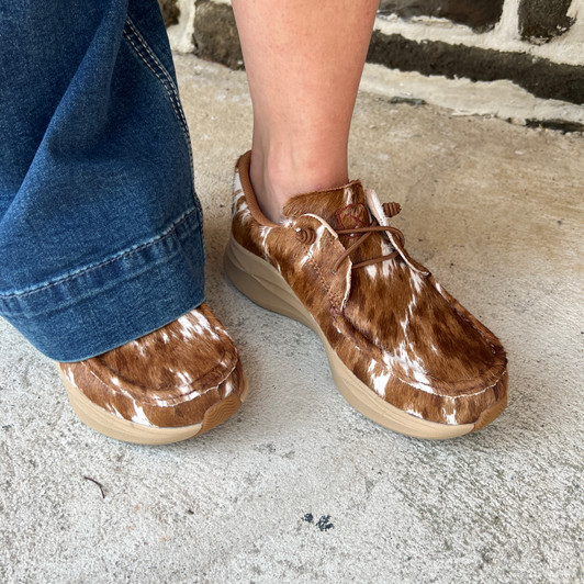 Twisted X Women's Brown Hide Feather X Casual Shoe WCAU030