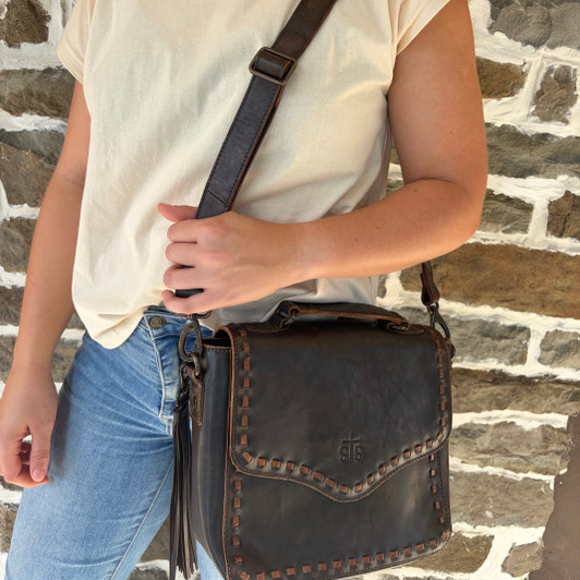 STS Ranch Bandera Chocolate Dakota Crossbody STS34017