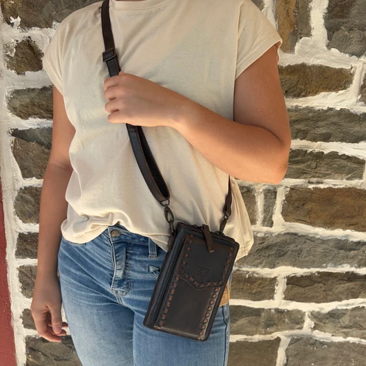 STS Ranch Bandera Chocolate Quickdraw Crossbody Wallet STS34014