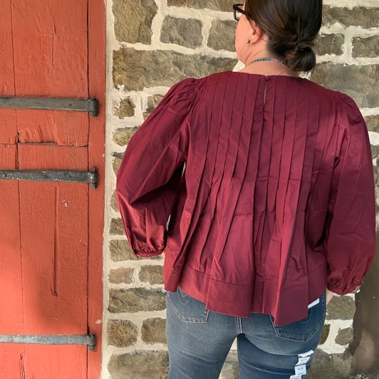 Burgundy Pin Tuck Puff Sleeve Blouse IT19647