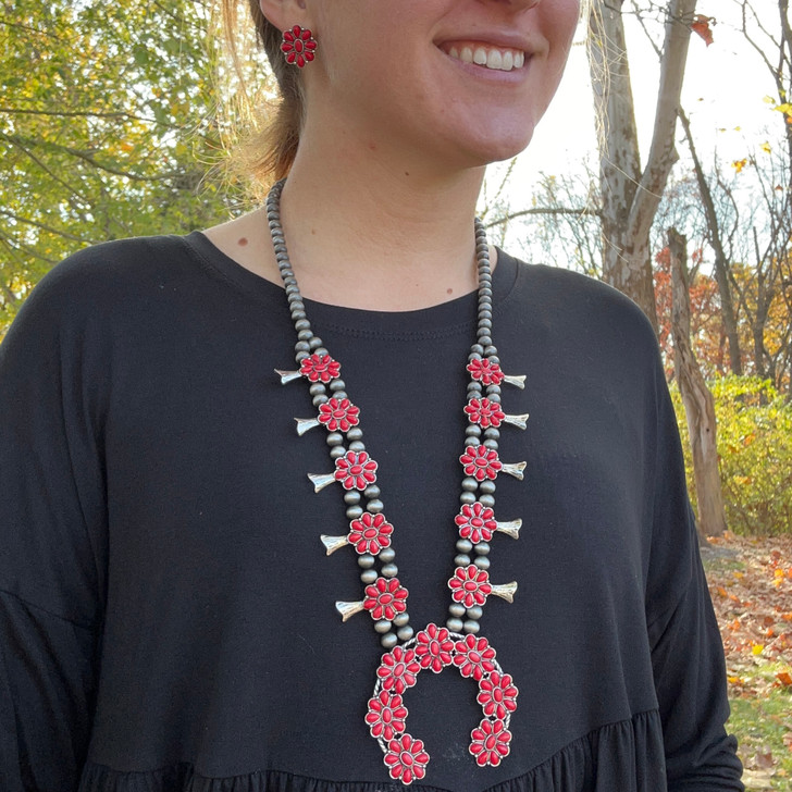 Navajo Pearl and Red Floral Cluster Squash Necklace N12928SBRD
