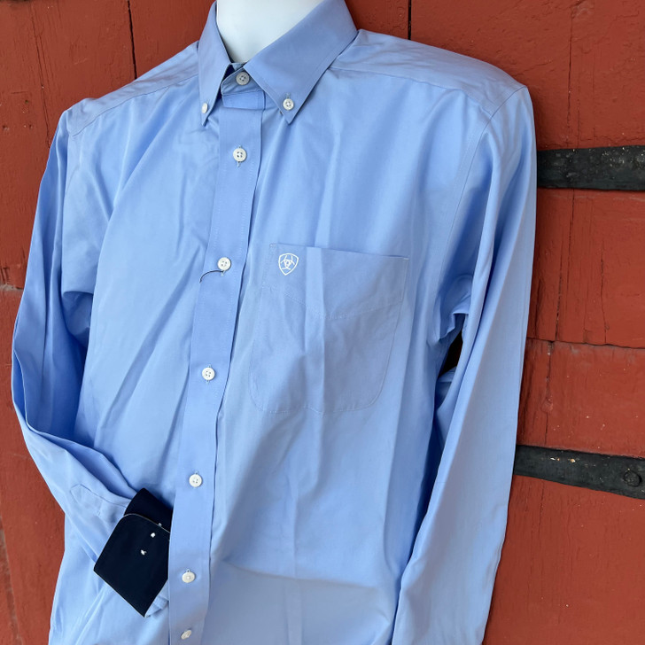 Ariat Men's Solid Light Blue Wrinkle Free Classic Fit Shirt 10020329