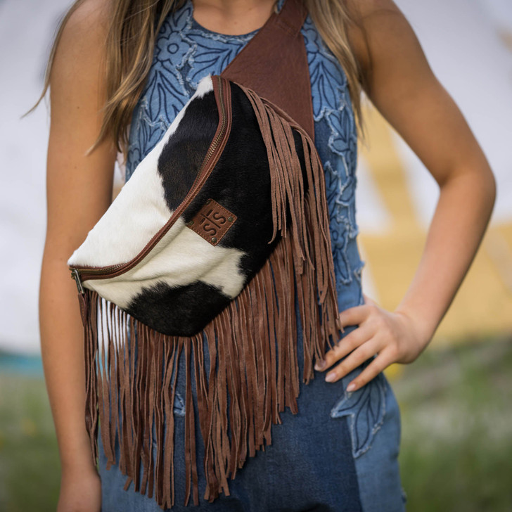 STS Ranch Indie Cowhide Brown Hildy Belt Bag