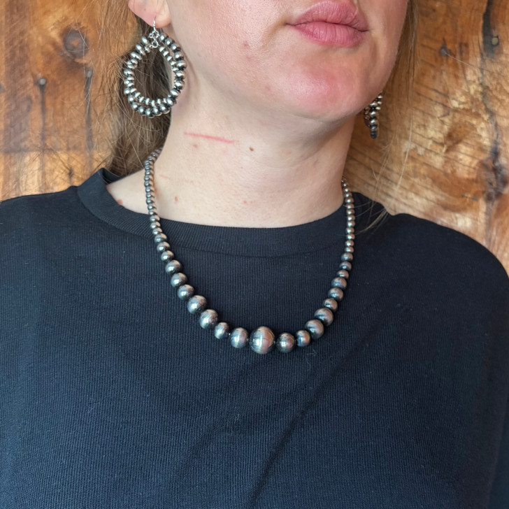 20" Graduated Polished Faux Navajo Pearl Necklace AN4816-SB