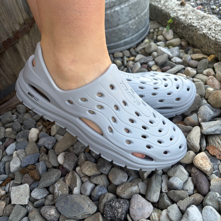 XtraTuf Unisex Ultimate Grey Riptide Sandal XRS102