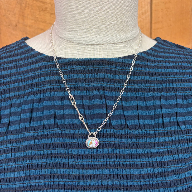18" Cotton Candy Oval Stone with Roped Chain Necklace