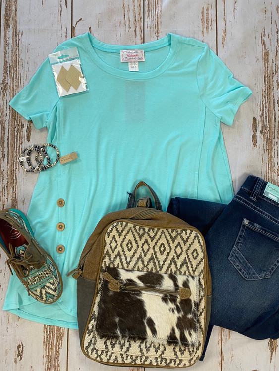 Ladies Flat Lay of the Day - 8/7/20