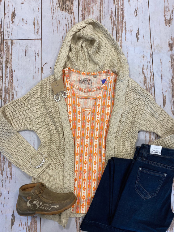 Ladies Neutral Fall Outfit of the Day - Stockyard Style