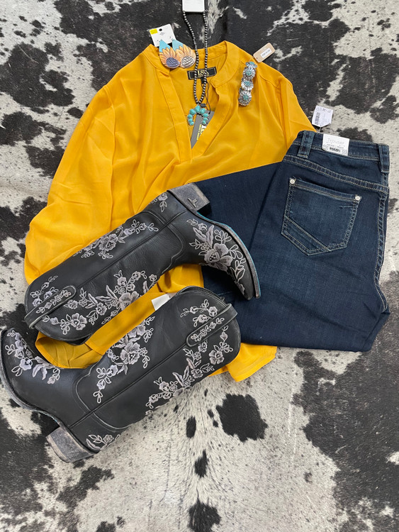 Mustard Outfit of the Day