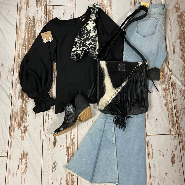 Women's Back in Black Outfit of the Day