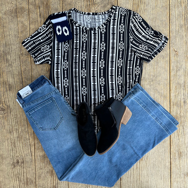 Ladies' Black and White Outfit Of The Day