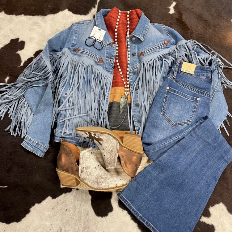 Women's Chic Canadian Tuxedo Outfit of the Day - 12/10