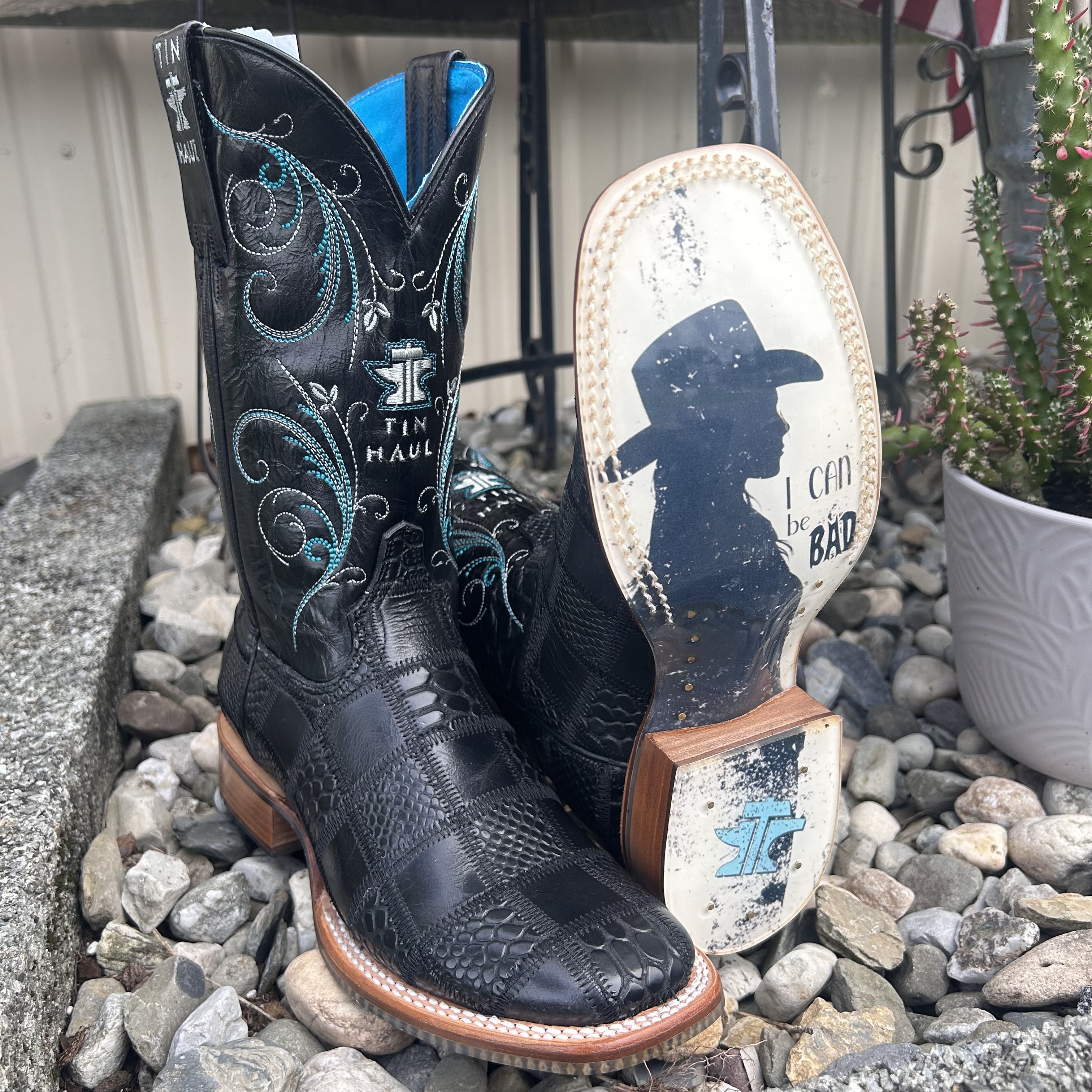 Tin Haul Women
