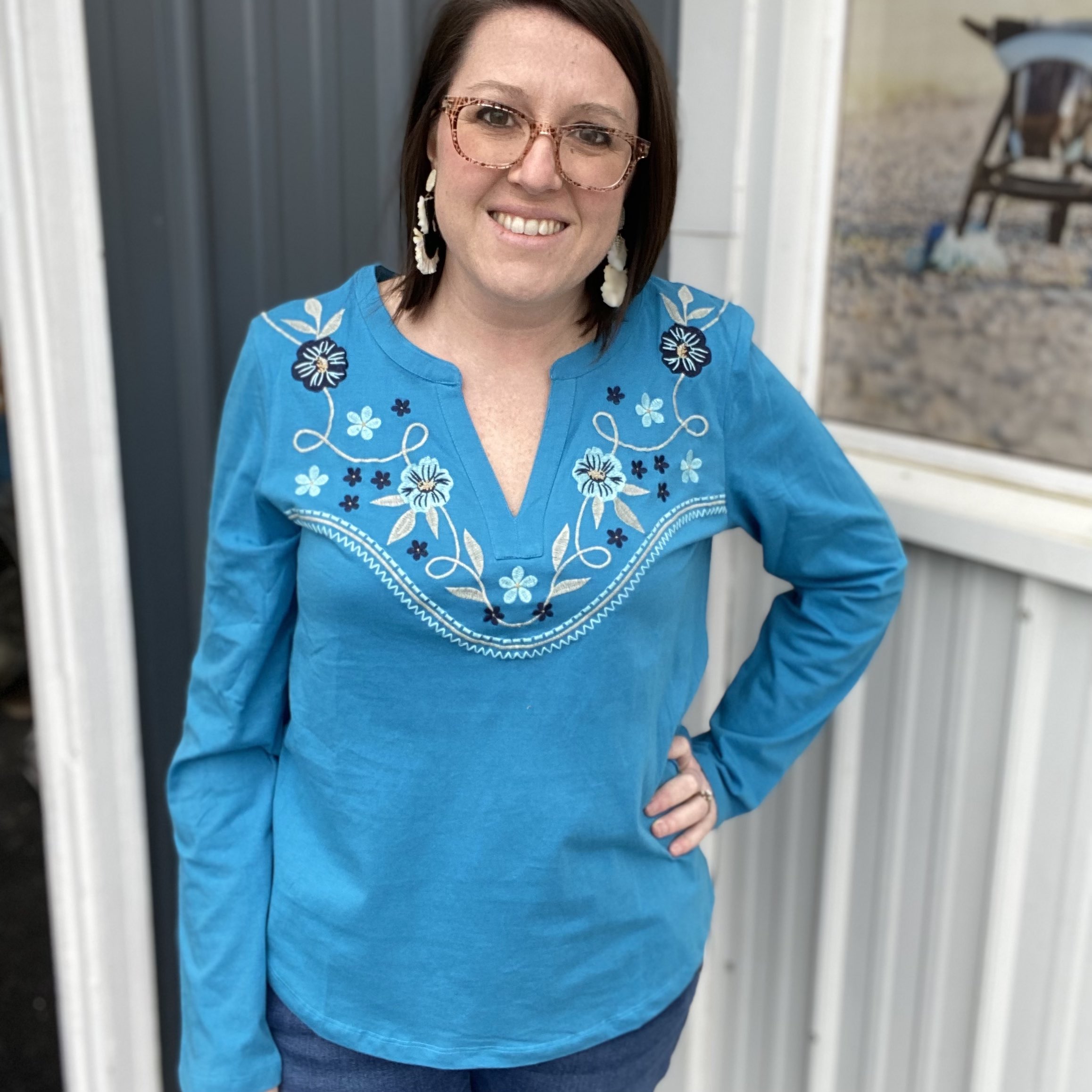 Turquoise blue co. Tie top