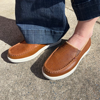 Twisted X Women's Ultra Light Floral Cashew Slip On Moc