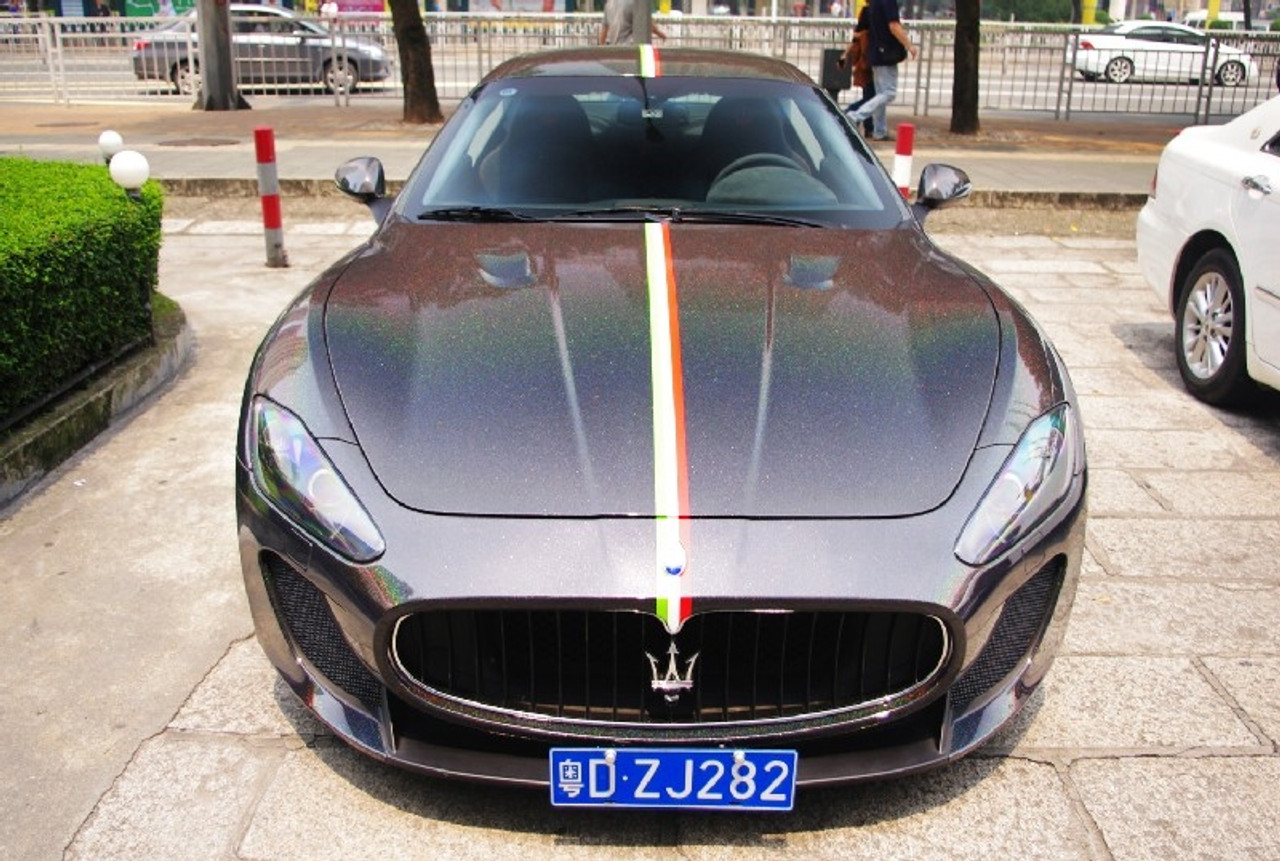 Avery Dennison DOL 6040 Sparkle - 3 Mil Cast Gloss Laminate