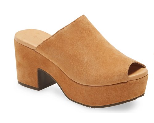 Garnnet Clog, Tan Suede