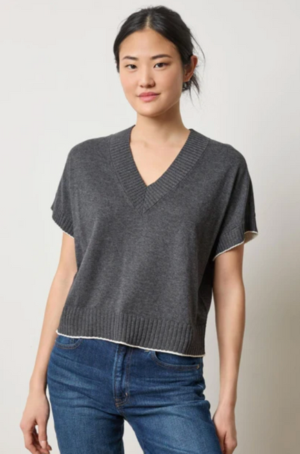 Short Sleeve V-Neck Pullover Sweater - Licorice Short Sleeve V-Neck Pullover Sweater - Licorice