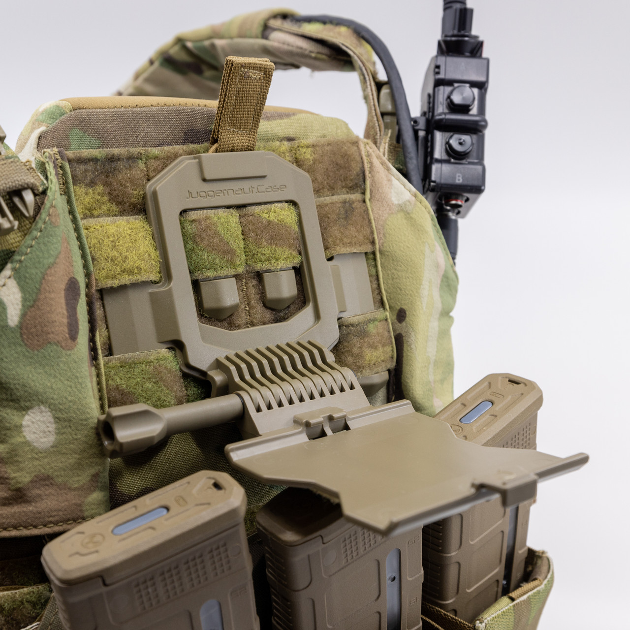 新版 Juggernaut バックパックマウント PROTECT CaSE™ 個人装備 