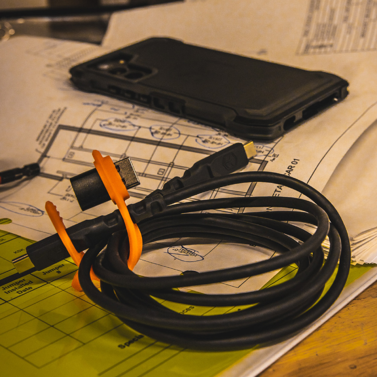 実物　Juggernaut Case Galaxy S6用ケース　充電ケーブル Juggernaut Case USB-C Charge Cable