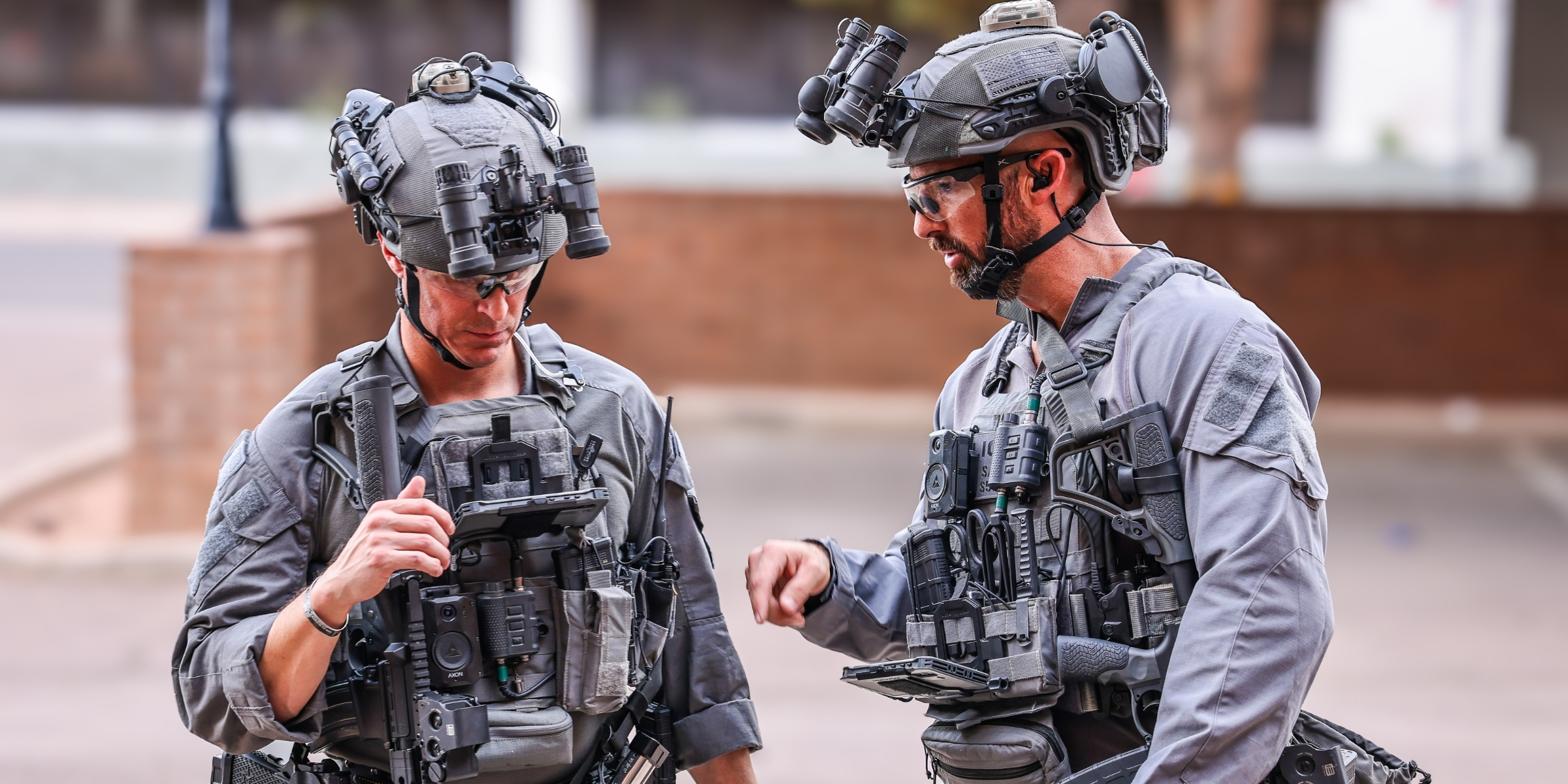Juggernaut.Case iPhone 14 Pro Max case options shown in a professional field environment