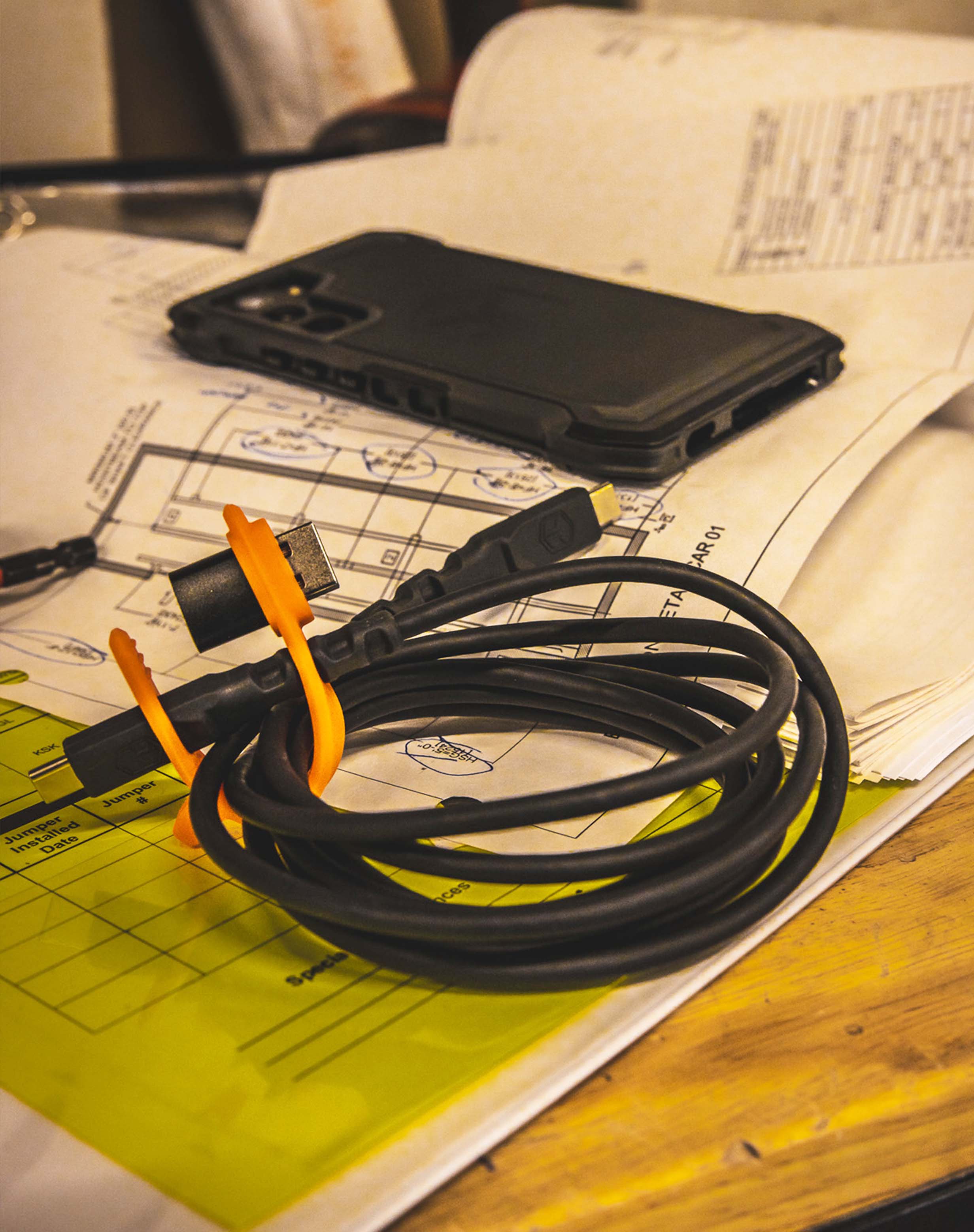 実物　Juggernaut Case Galaxy S6用ケース　充電ケーブル Juggernaut Case USB-C Charge Cable