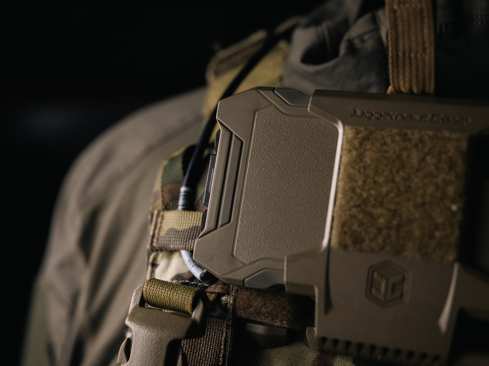 Juggernaut Case Source and Sink cable product detail
