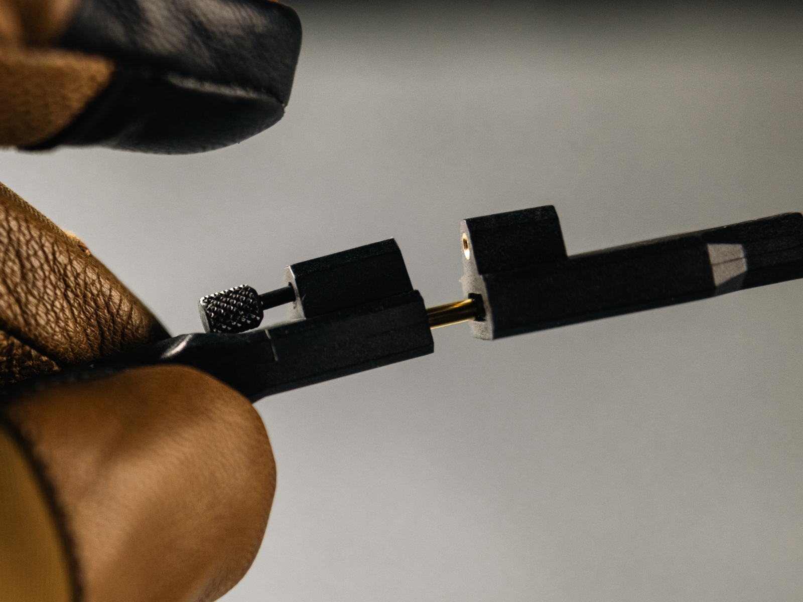 Juggernaut Case Power Delivery cable connection detail