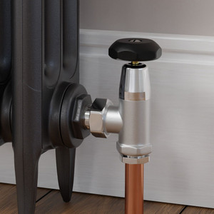 T-MAN-070-AG-C-CU00 - Buckland Traditional Manual Angled Chrome Radiator Valves 3/4 Inch