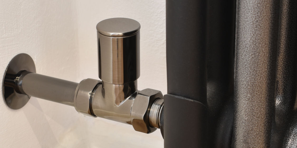 007 Modern Manual Straight Black Nickel Radiator Valves