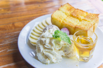 Banana Bread w/ Ice Cream Flavor Banana Bread w/ Ice Cream Flavor