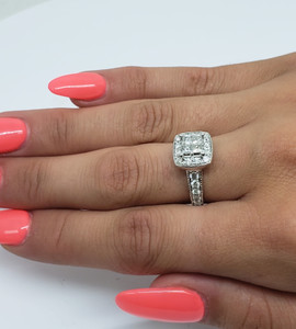 Rebeka ring 1.00ct of diamonds in 10k gold lea-007