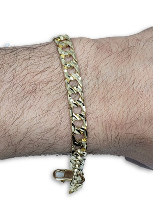7mm Diamond Cut Curb Bracelet 10k Yellow Gold MMM-007-7 7mm Diamond Cut Curb Bracelet 10k Yellow Gold MMM-007-7