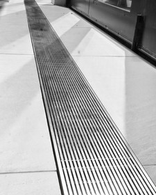 Vogue Level Threshold 2000mm High Quality 304-Stainless Steel Vogue Level Threshold 2000mm High Quality 304-Stainless Steel