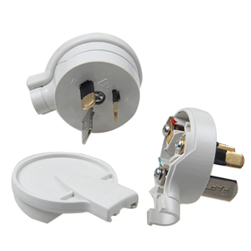 Flat Rewirable Side Entry Plug - 15A