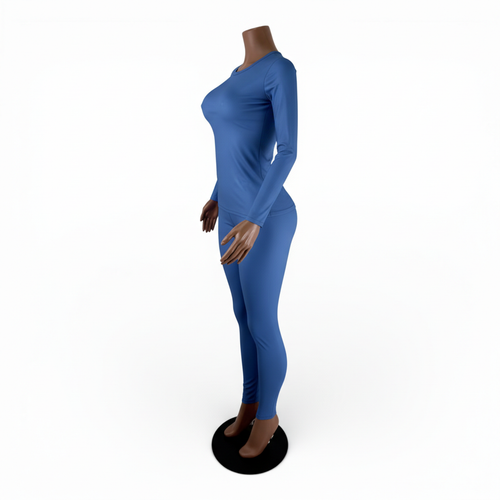 Metal Base Brazilian Female Mannequin, base detail on a white background, open, centred square layout