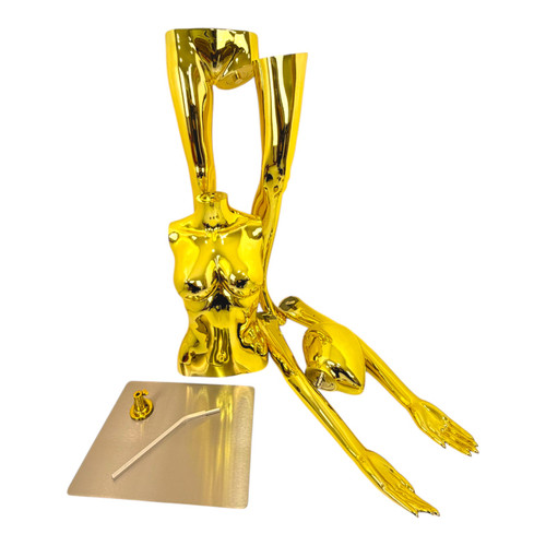 Female Faceless Display Egg Head Mannequin–Luxury Gold Retail Showcase-5G
