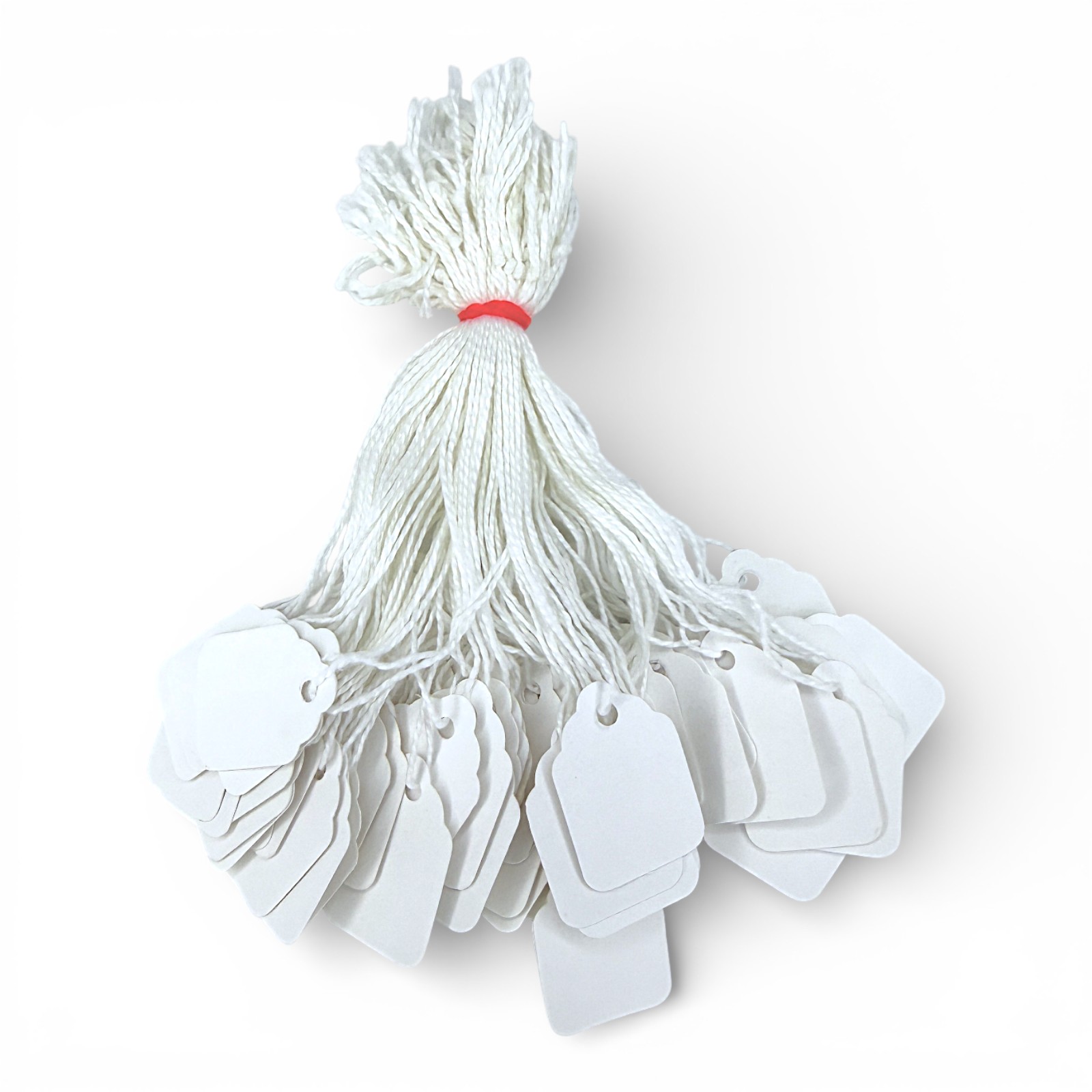 White Strung Parcel Tags with Cotton String – 29 x 20mm Traditional Labels