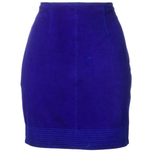 1980s Versus Straight Miniskirt