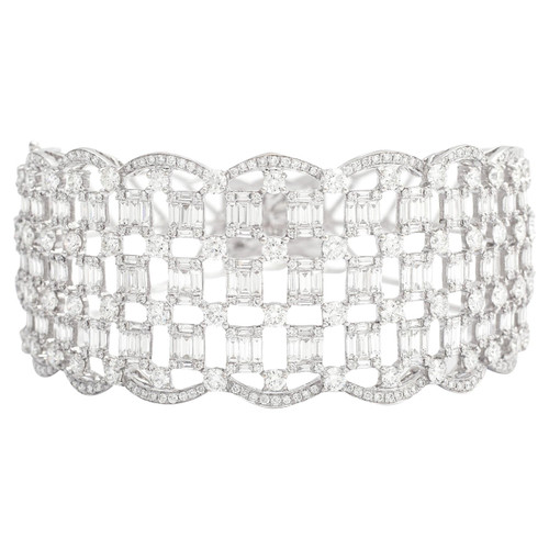 Diamond Gold 18K Bangle